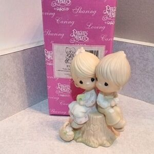 Vintage Precious Moments Love One Another Figurine.